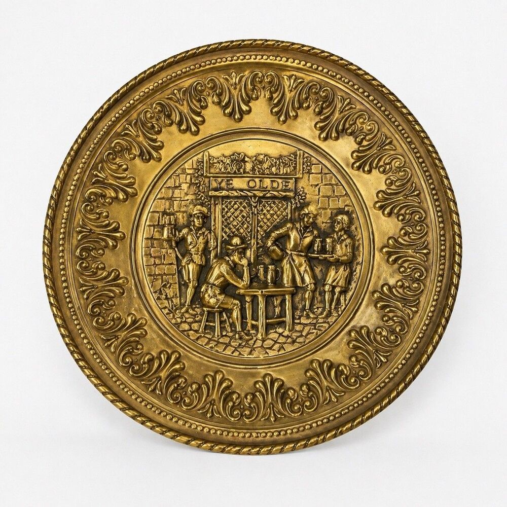 Vintage Brass Wall Plate Ye Olde Tavern Scene Made in England 12” Decorboho